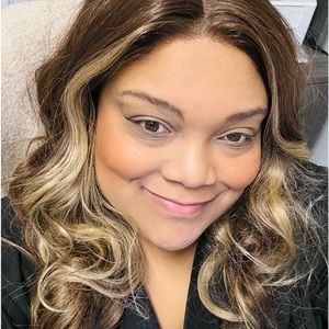 Meet your Posher, Candace